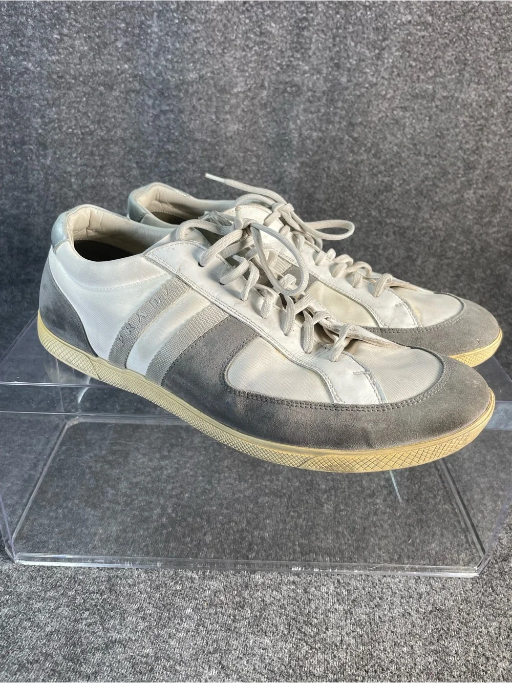 PRADA SPORTS MEN'S SZ 10 DESIGNER SHOES WHITE & SILVER SNEAKERS 4E1806 - Picture 8 of 16